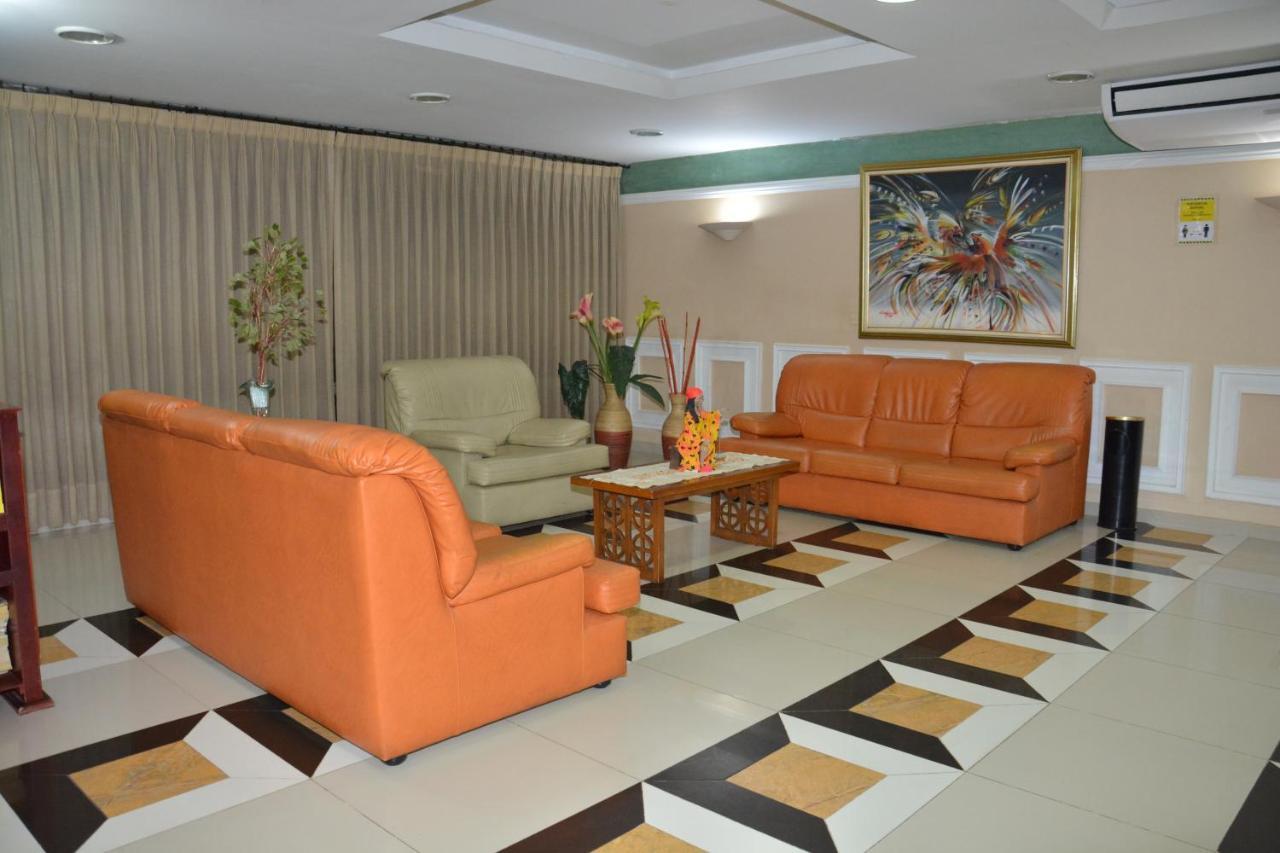 Maicao Internacional Hotel Bagian luar foto